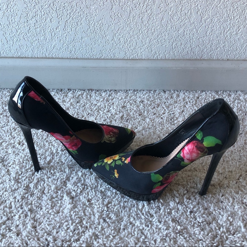 Platform Stiletto Pump - Picture 4 of 5